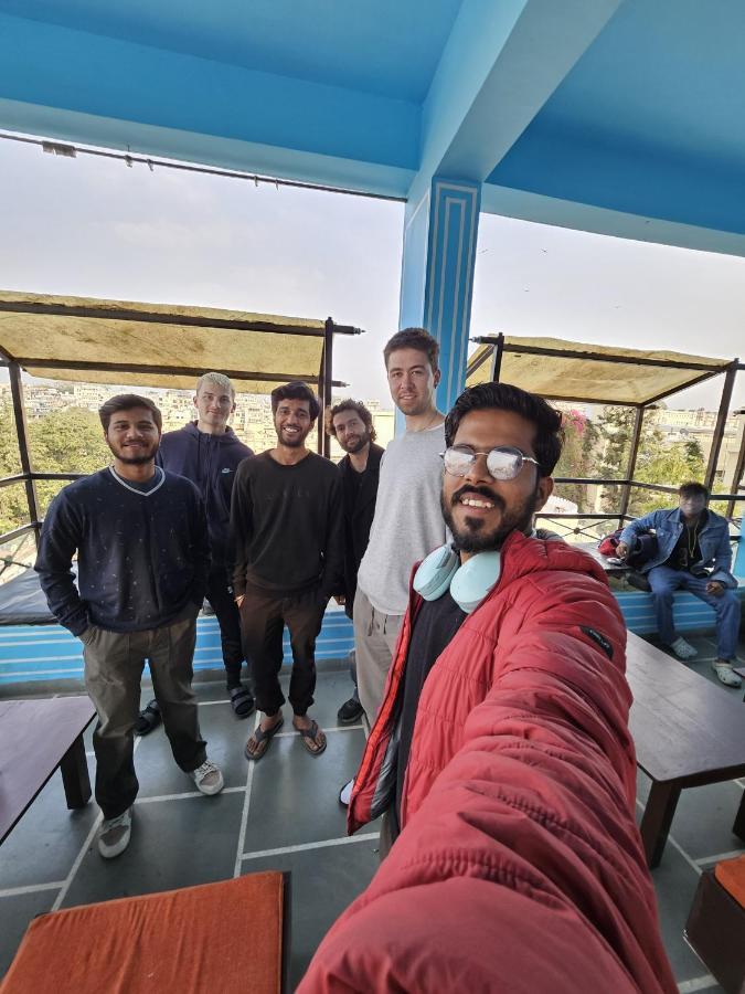 Madpackers Udaipur Hostel Buitenkant foto