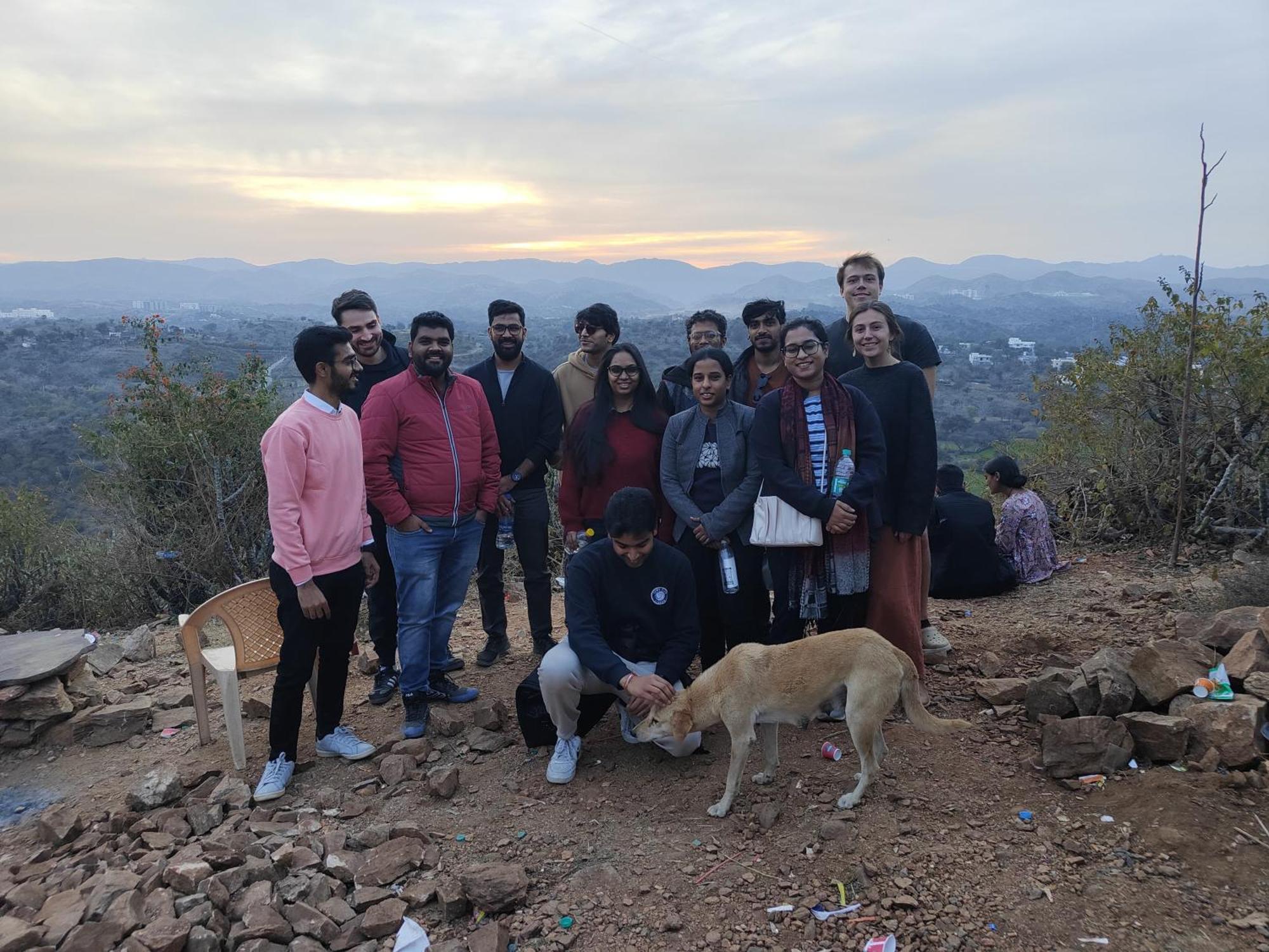 Madpackers Udaipur Hostel Buitenkant foto